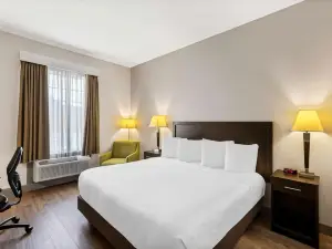 Sonesta Essential la Porte