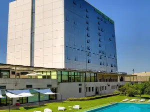 โรงแรม โอคา ปูเอร์ตา เดล คามิโน