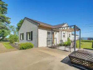 Lake Erie Escape Family-Friendly Home with Patio