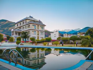 Gateway Himalaya Resort