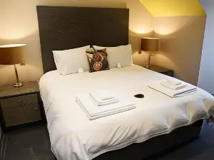 Taransay House, Small Hotel