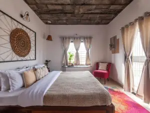 StayVista at Mangifera Agro Estate with Pool, Wi-Fi