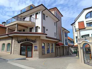 Family Hotel Rai