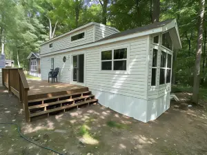 Lincolnwood Tiny House 12