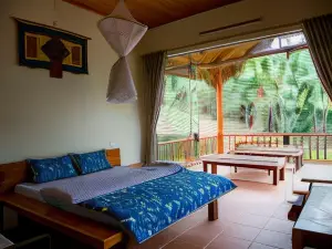 Cinnamon Eco Lodge