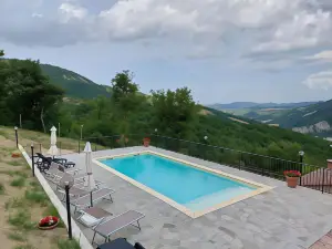 Vintage Holiday Home in Carpegna With Terrace