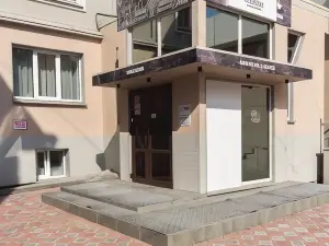 Islander Mini-Hotel