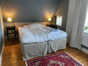 Bjälbo Gästhus B&B