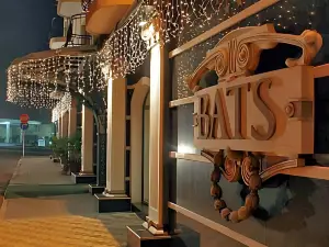 Hotel Bats
