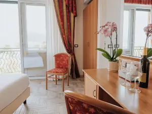 Hotel Flora
