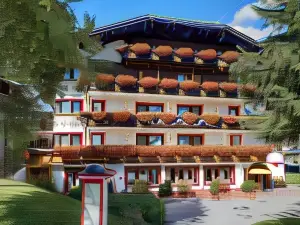 蘭德豪斯克勞斯奈霍夫賈尼飯店