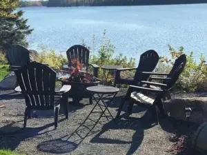 Luxury Lakehouse - Private Dock & Small Beach, Kayaks, and Fire Pit Near Acadia.