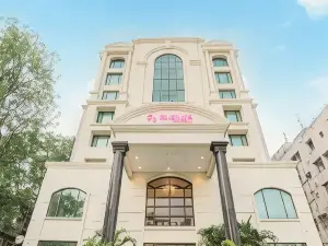 Regenta Central Lucknow by Royal Orchid Hotels Limited