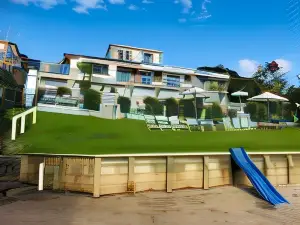 San Marino Motor Lodge Absolute Beachfront