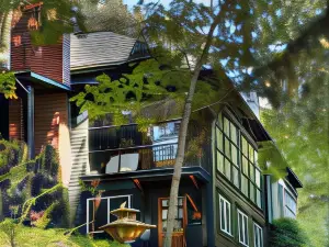 Mine and Farm, the Inn at Guerneville, CA