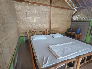 Baleku Bamboo Retreat