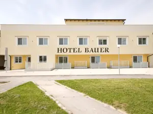 Hotel Bauer