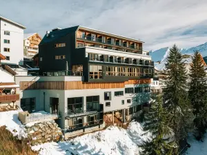 Alfa Hotel