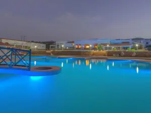 Resort Hotel El Cortijo & Spa