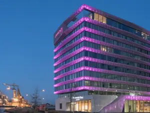 Moxy Amsterdam Houthavens