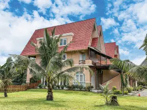 La Casa Borneo