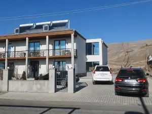 Tsaghkunk Chef House Hotel & Restaurant