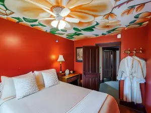 MaMere's Guest House