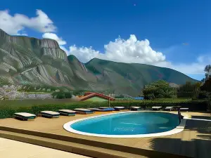 Montebay Perla