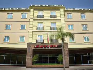 Hampton Inn by Hilton Tampico – Zona Dorada