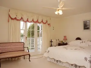Country Lane Homestay B&b