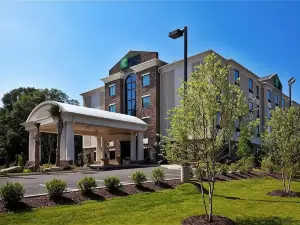 โรงแรม Holiday Inn Express Hotel & Suites Fairburn บาย IHG