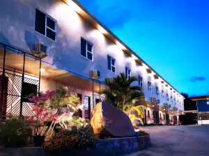 DKalora Hotel & Resort