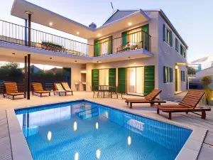 Corte Villas & Apartments - AE1043