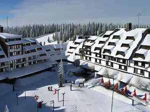 Snow White Apartments