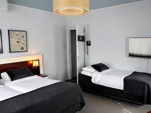 Apollo Hotel