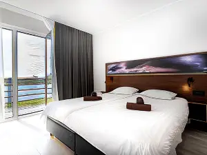 Ö Seaside Suites & Spa