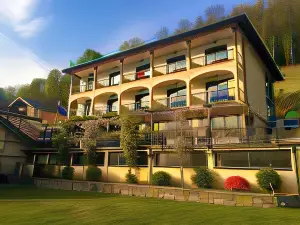 Hotel Fontaine Bleue