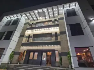Royaute Luxury Hotel Sialkot