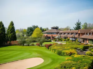 經典英國修道院高爾夫飯店&SPA