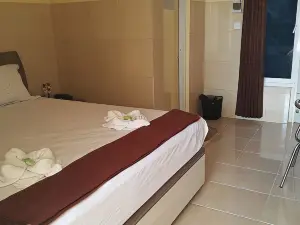 Ambulu Hotel Jember