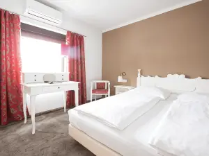 Boutiquehotel Goldhahn Bio Sport & Wellness