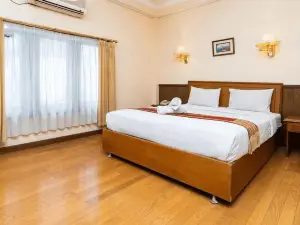 Hotel Grand Jamrud 2