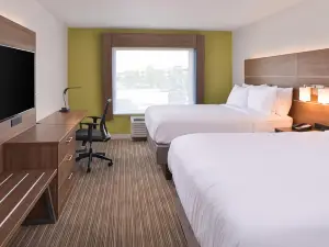 Holiday Inn Express & Suites Omaha - 120TH and Maple