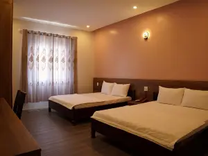 De Vuong Hotel