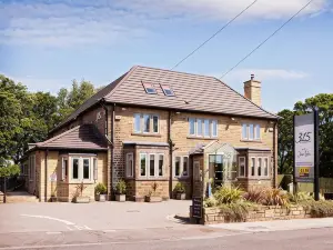 315 Bar & Restaurant