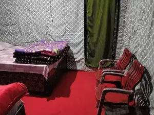 Chopta Hilltop Camps