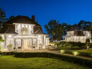 Villa Contessa - Luxury Spa Hotels
