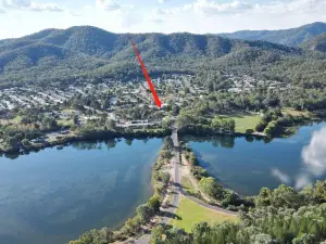 โรงแรมอีลดอนเลค