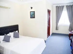 Ha Trinh Hotel