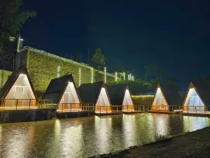The Secret Hill Villa and Glamping